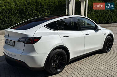 Внедорожник / Кроссовер Tesla Model Y 2024 в 