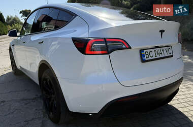 Внедорожник / Кроссовер Tesla Model Y 2024 в 