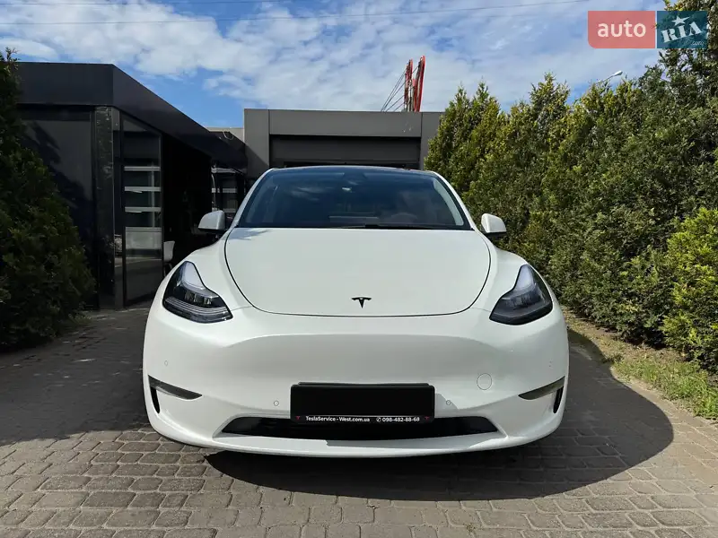 Tesla Model Y 2020