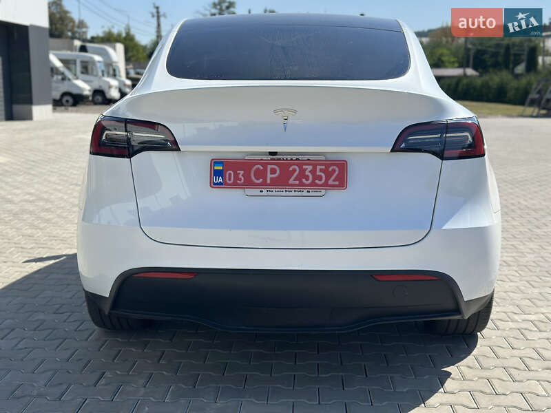 Позашляховик / Кросовер Tesla Model Y 2024 в Вінниці