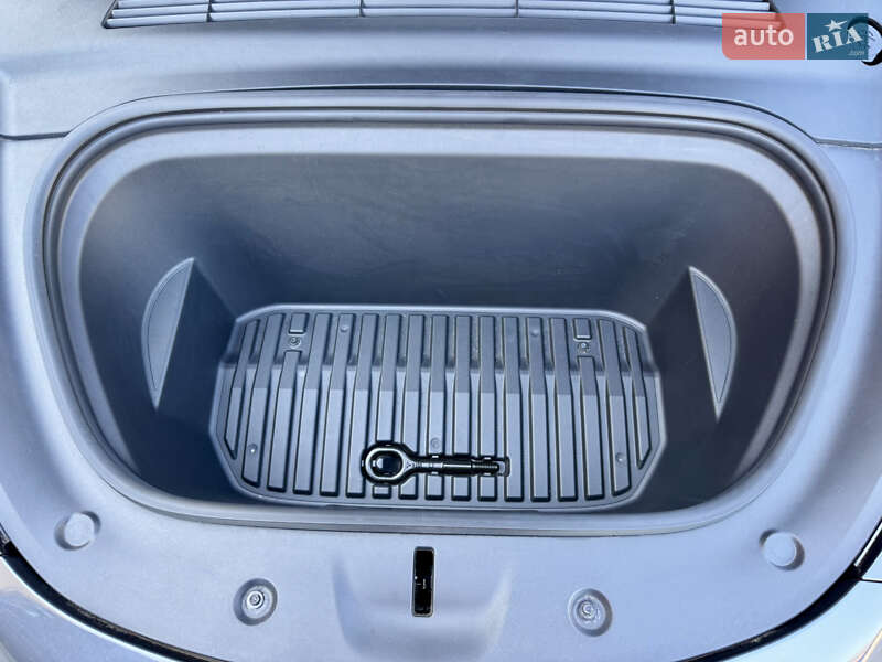 Позашляховик / Кросовер Tesla Model Y 2021 в Харкові фото 21 Позашляховик / Кросовер Tesla Model Y 2021 в Харкові