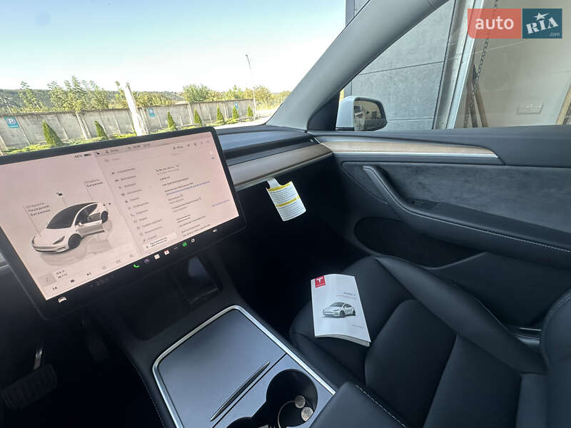 Позашляховик / Кросовер Tesla Model Y 2024 в Вінниці