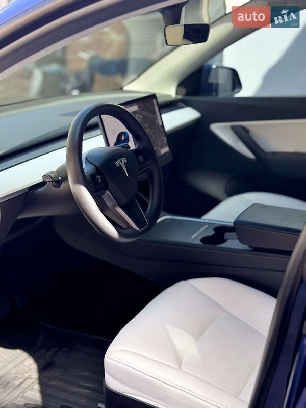 Позашляховик / Кросовер Tesla Model Y 2021 в Білій Церкві
