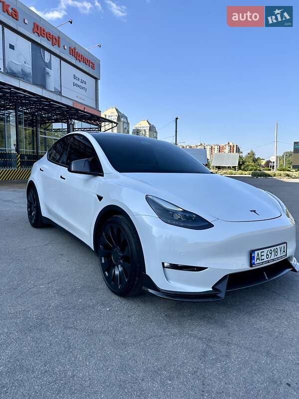 Tesla Model Y 2022