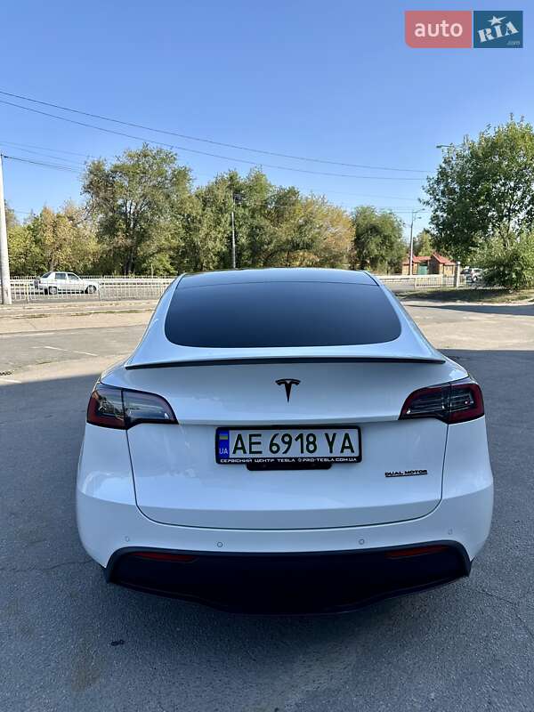Позашляховик / Кросовер Tesla Model Y 2022 в Дніпрі