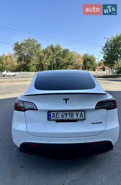 Позашляховик / Кросовер Tesla Model Y 2022 в 