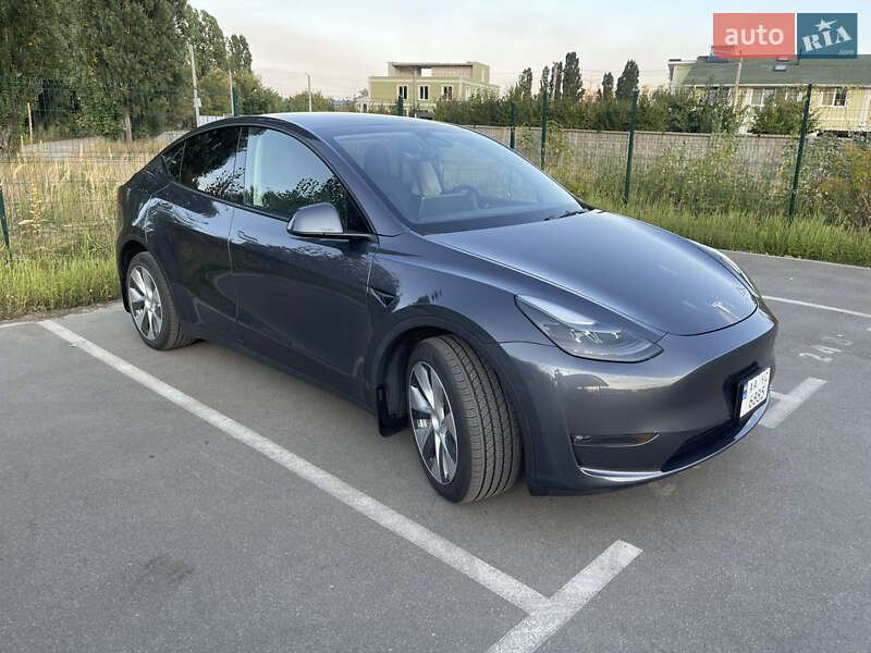Позашляховик / Кросовер Tesla Model Y 2022 в Києві