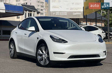 Позашляховик / Кросовер Tesla Model Y 2022 в 