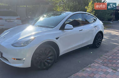 Внедорожник / Кроссовер Tesla Model Y 2022 в Киеве