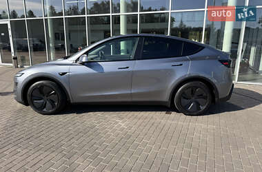Внедорожник / Кроссовер Tesla Model Y 2025 в 