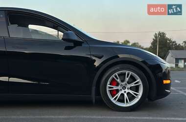 Внедорожник / Кроссовер Tesla Model Y 2022 в 