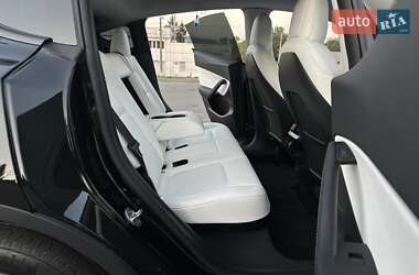Внедорожник / Кроссовер Tesla Model Y 2022 в 
