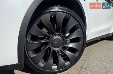 Внедорожник / Кроссовер Tesla Model Y 2022 в 