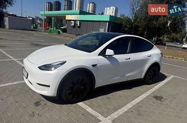 Позашляховик / Кросовер Tesla Model Y 2022 в 