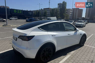 Позашляховик / Кросовер Tesla Model Y 2022 в 