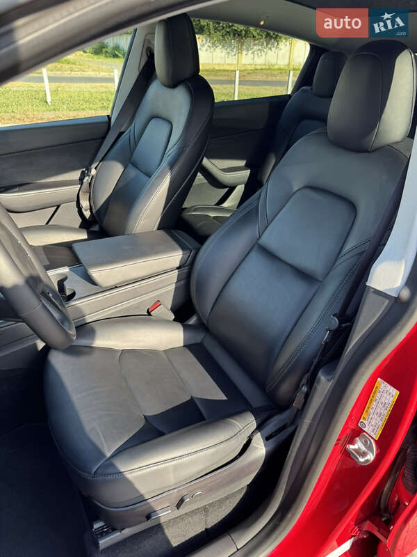 Внедорожник / Кроссовер Tesla Model Y 2021 в Луцке фото 11 Внедорожник / Кроссовер Tesla Model Y 2021 в Луцке