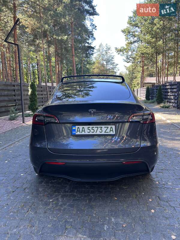 Внедорожник / Кроссовер Tesla Model Y 2023 в Киеве