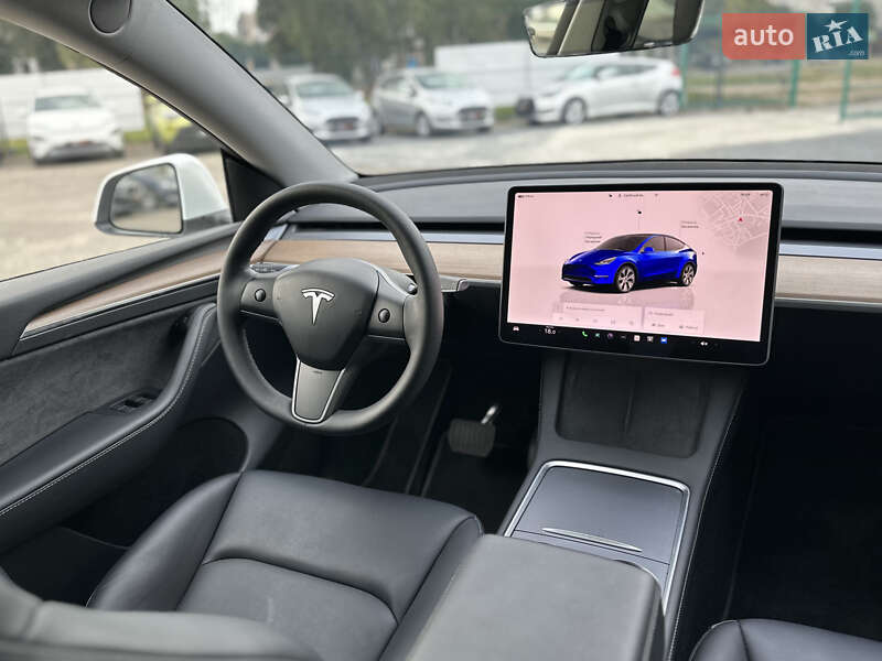 Позашляховик / Кросовер Tesla Model Y 2023 в Шептицькому