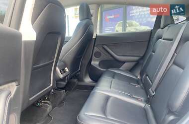 Позашляховик / Кросовер Tesla Model Y 2021 в 