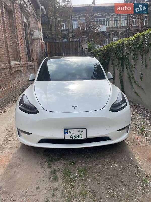 Внедорожник / Кроссовер Tesla Model Y 2021 в Днепре фото 2 Внедорожник / Кроссовер Tesla Model Y 2021 в Днепре