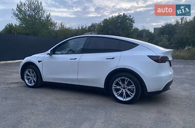 Внедорожник / Кроссовер Tesla Model Y 2022 в 