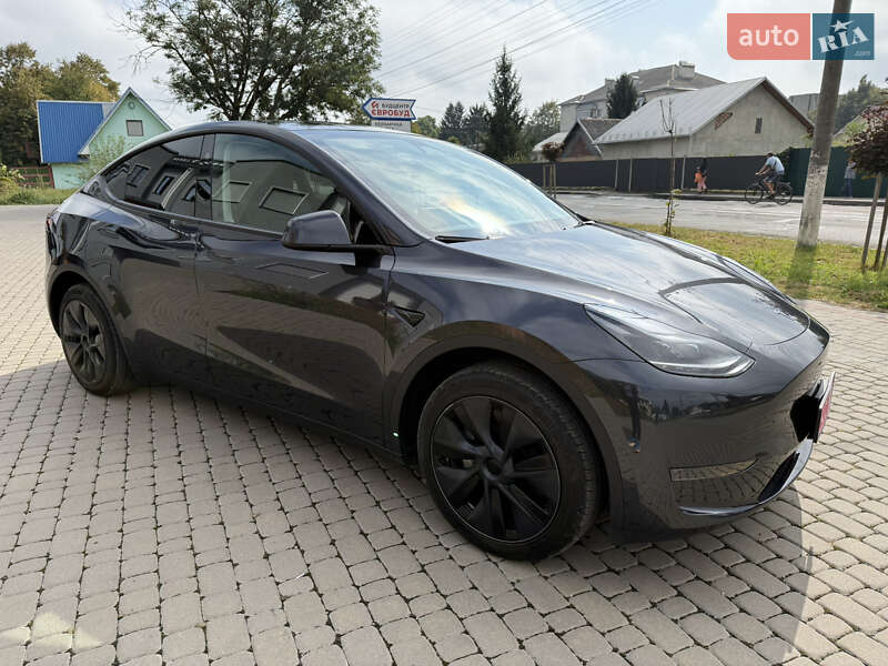 Позашляховик / Кросовер Tesla Model Y 2024 в Івано-Франківську фото 8 Позашляховик / Кросовер Tesla Model Y 2024 в Івано-Франківську
