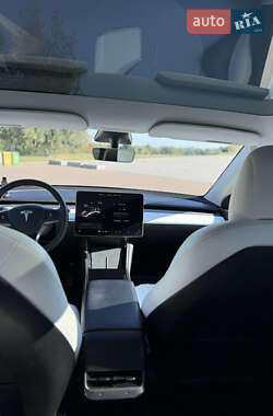 Внедорожник / Кроссовер Tesla Model Y 2021 в Черкассах