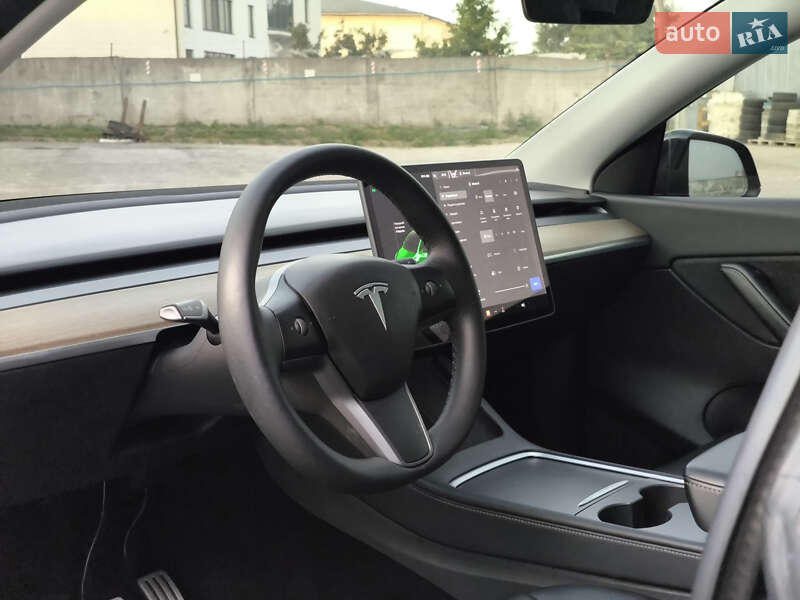 Позашляховик / Кросовер Tesla Model Y 2021 в Львові фото 18 Позашляховик / Кросовер Tesla Model Y 2021 в Львові