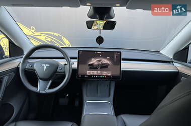 Внедорожник / Кроссовер Tesla Model Y 2024 в 