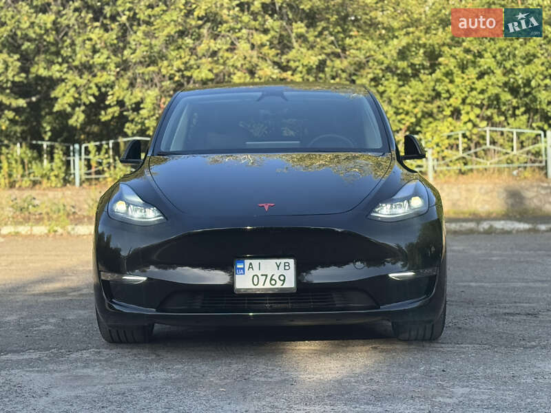 Позашляховик / Кросовер Tesla Model Y 2024 в Києві