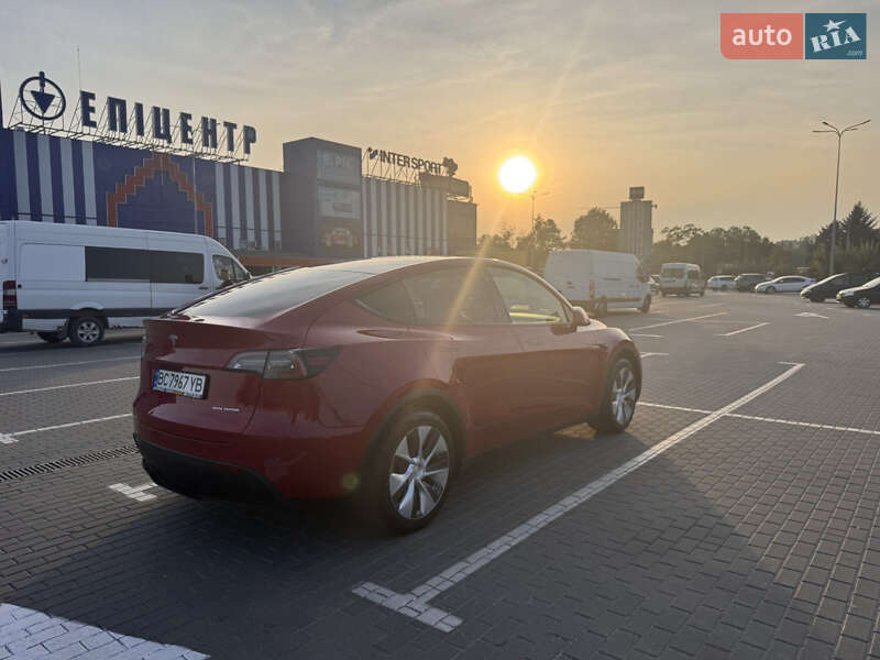 Внедорожник / Кроссовер Tesla Model Y 2021 в Львове