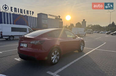Позашляховик / Кросовер Tesla Model Y 2021 в 