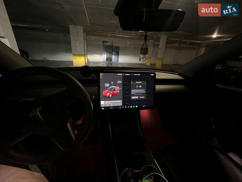 Внедорожник / Кроссовер Tesla Model Y 2021 в Львове