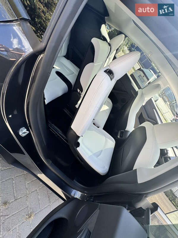 Внедорожник / Кроссовер Tesla Model Y 2024 в Днепре фото 16 Внедорожник / Кроссовер Tesla Model Y 2024 в Днепре