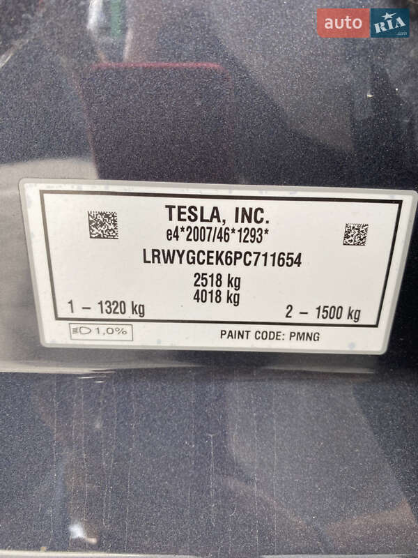 Внедорожник / Кроссовер Tesla Model Y 2023 в Киеве фото 5 Внедорожник / Кроссовер Tesla Model Y 2023 в Киеве