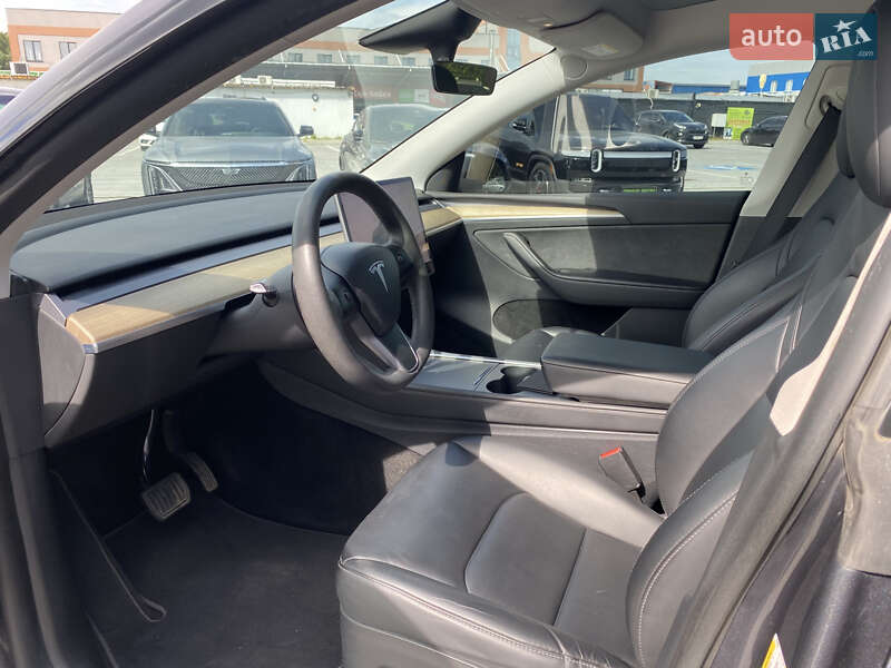 Внедорожник / Кроссовер Tesla Model Y 2023 в Киеве фото 10 Внедорожник / Кроссовер Tesla Model Y 2023 в Киеве