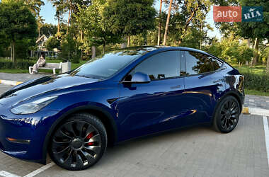 Внедорожник / Кроссовер Tesla Model Y 2022 в 