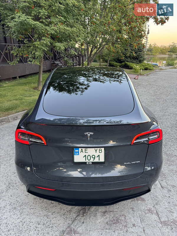 Позашляховик / Кросовер Tesla Model Y 2022 в Дніпрі