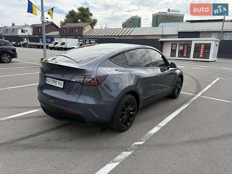 Внедорожник / Кроссовер Tesla Model Y 2023 в Киеве