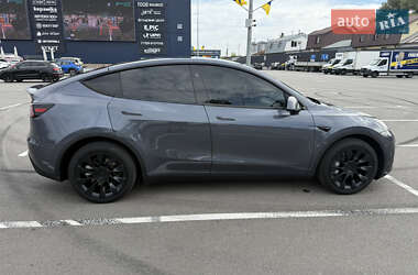 Позашляховик / Кросовер Tesla Model Y 2023 в 