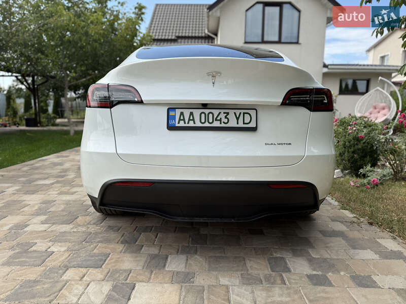 Внедорожник / Кроссовер Tesla Model Y 2023 в Броварах