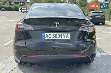 Позашляховик / Кросовер Tesla Model Y 2021 в 