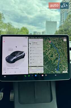 Позашляховик / Кросовер Tesla Model Y 2022 в 