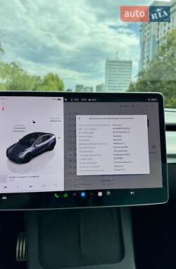 Позашляховик / Кросовер Tesla Model Y 2022 в 
