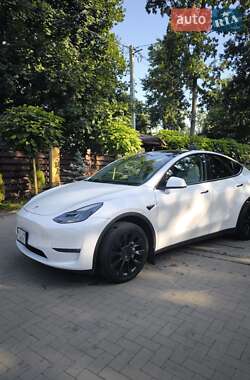 Позашляховик / Кросовер Tesla Model Y 2023 в 