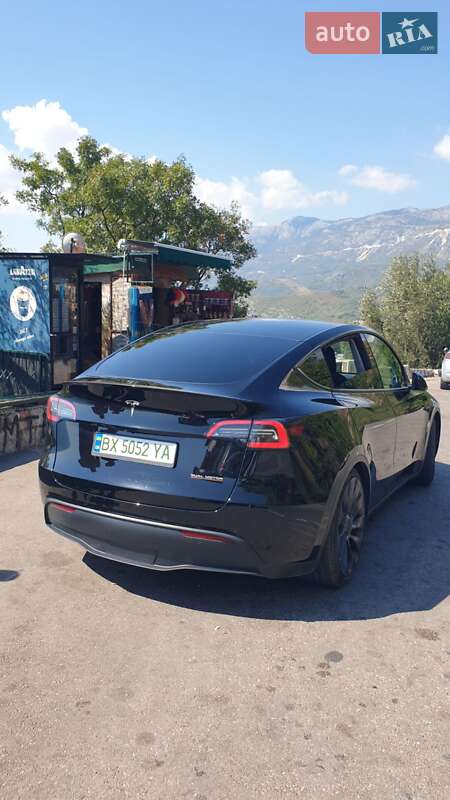 Внедорожник / Кроссовер Tesla Model Y 2021 в Киеве фото 48 Внедорожник / Кроссовер Tesla Model Y 2021 в Киеве