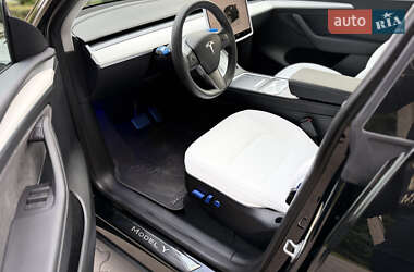 Внедорожник / Кроссовер Tesla Model Y 2023 в 