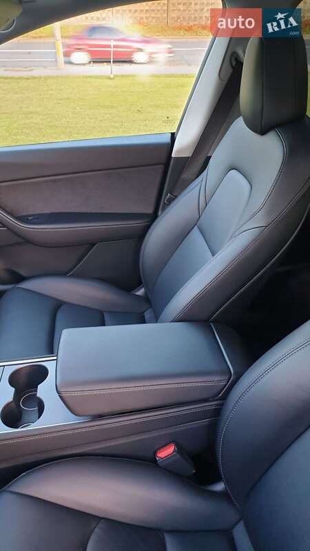 Внедорожник / Кроссовер Tesla Model Y 2021 в Киеве фото 24 Внедорожник / Кроссовер Tesla Model Y 2021 в Киеве