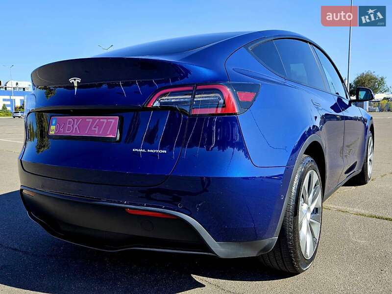 Внедорожник / Кроссовер Tesla Model Y 2021 в Днепре