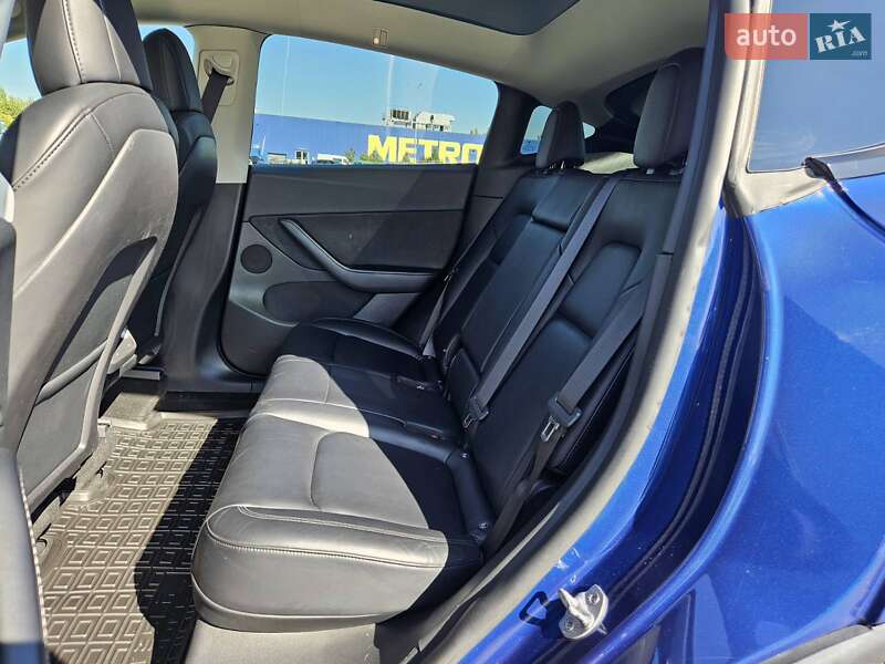Внедорожник / Кроссовер Tesla Model Y 2021 в Днепре